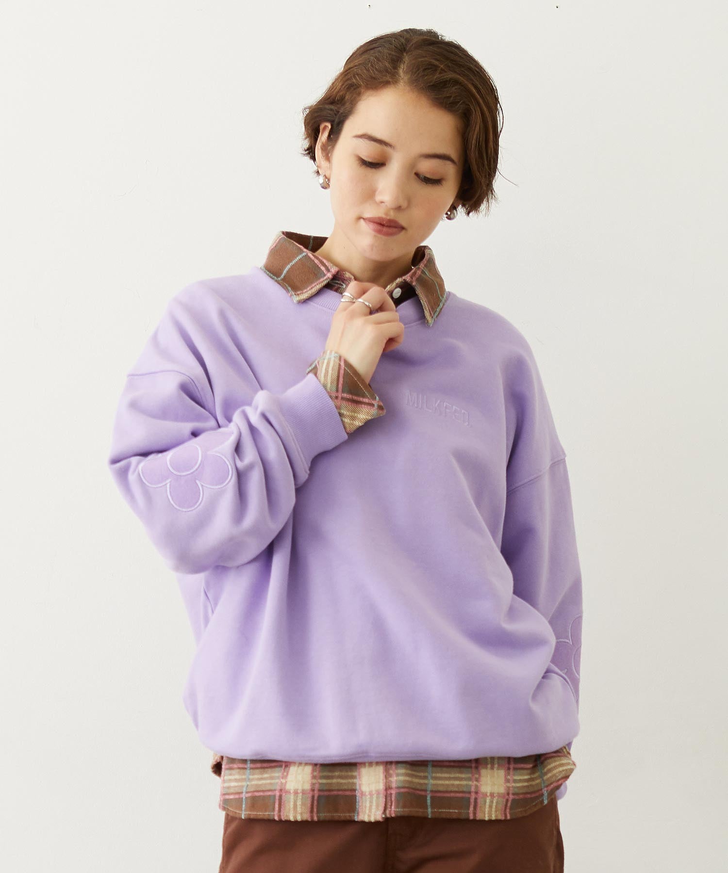FLOWER ELBOW PATCH SWEAT TOP