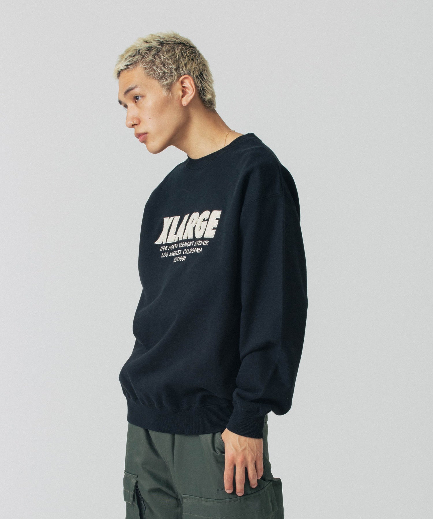 CHENILLE LOGO CREWNECK SWEATSHIRT