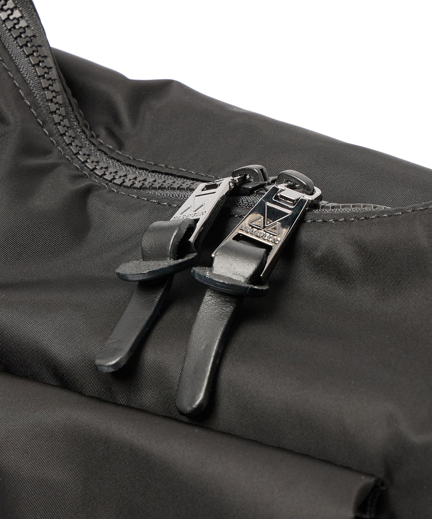 MAKAVELIC/EVOLVE SHOULDER BAG