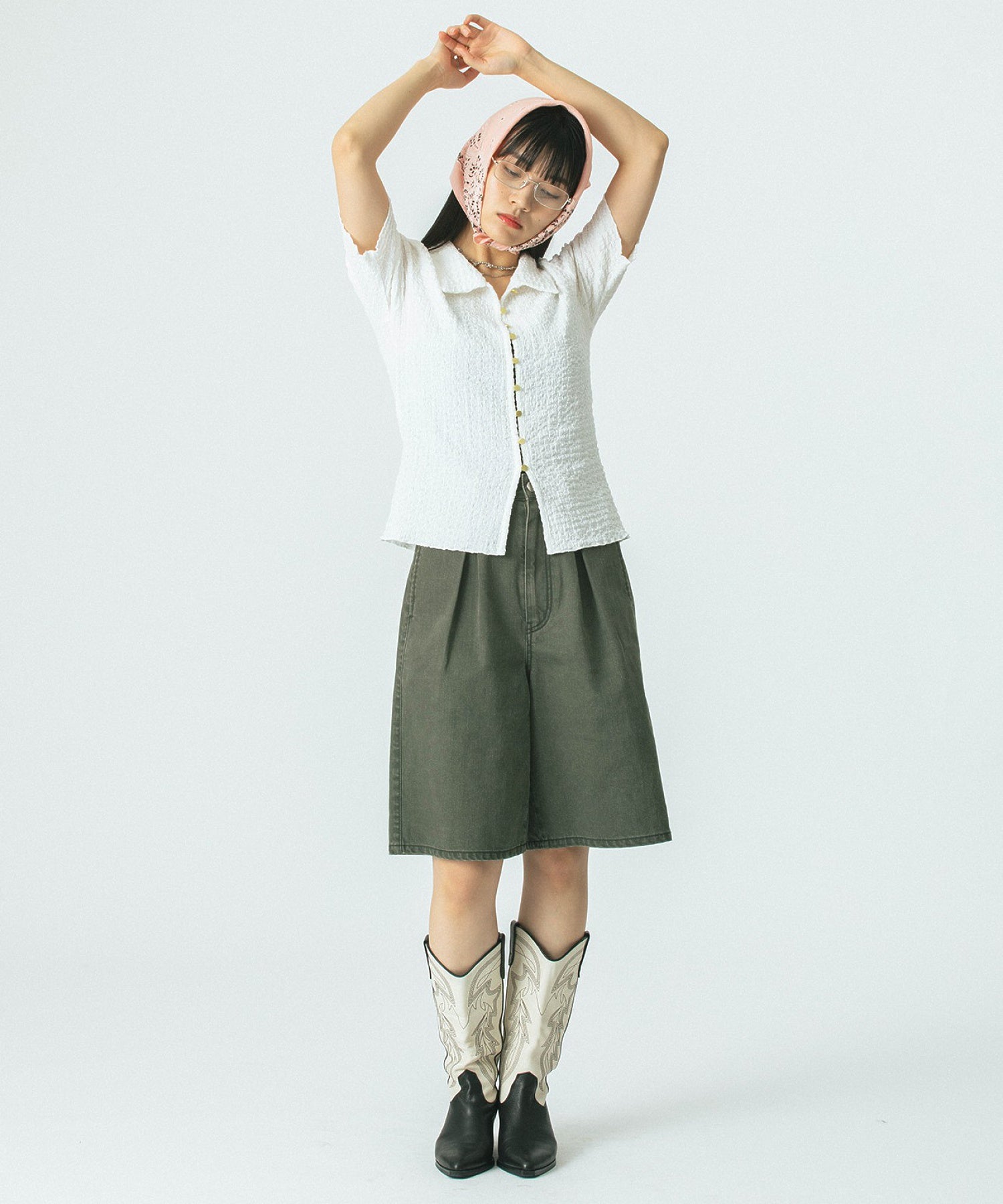 CREOLME/TUCK HALF PANTS