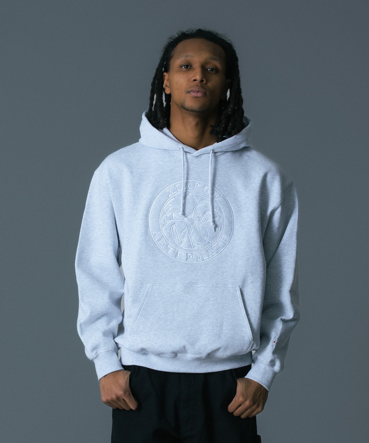 MODEL 身長185cm / 着用サイズ：Lサイズ