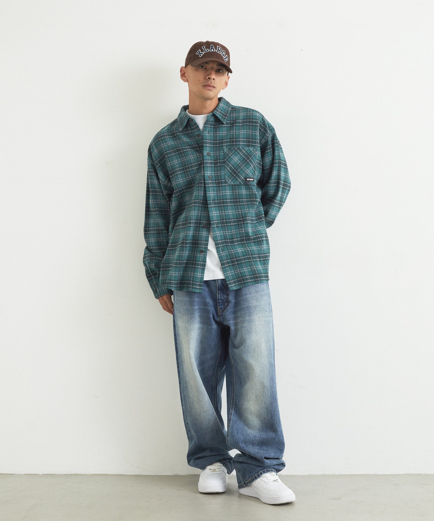 FADED DENIM PANTS