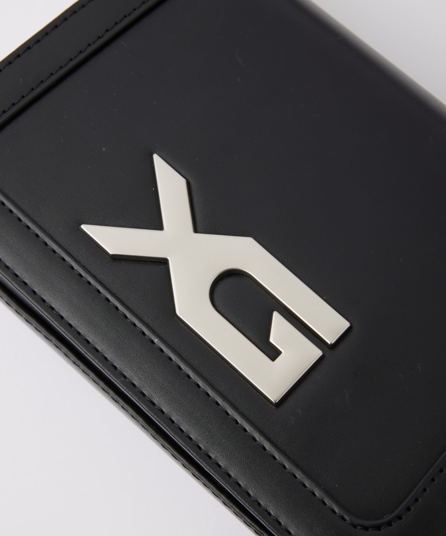 XG EMBLEM BUCKLE 2WAY FAUX LEATHER BAG