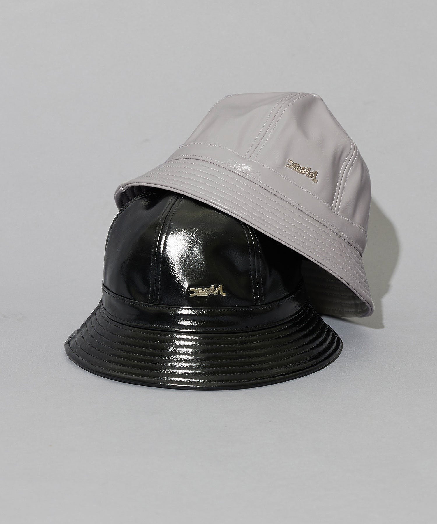 FAUX LEATHER METRO HAT X-girl