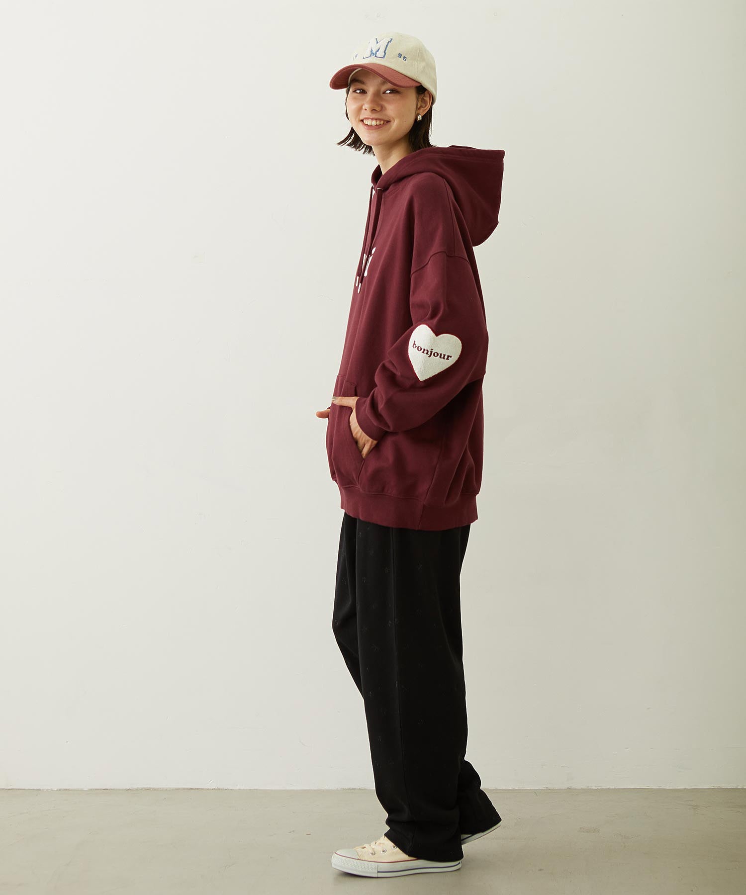HEART ELBOW PATCH SWEAT HOODIE