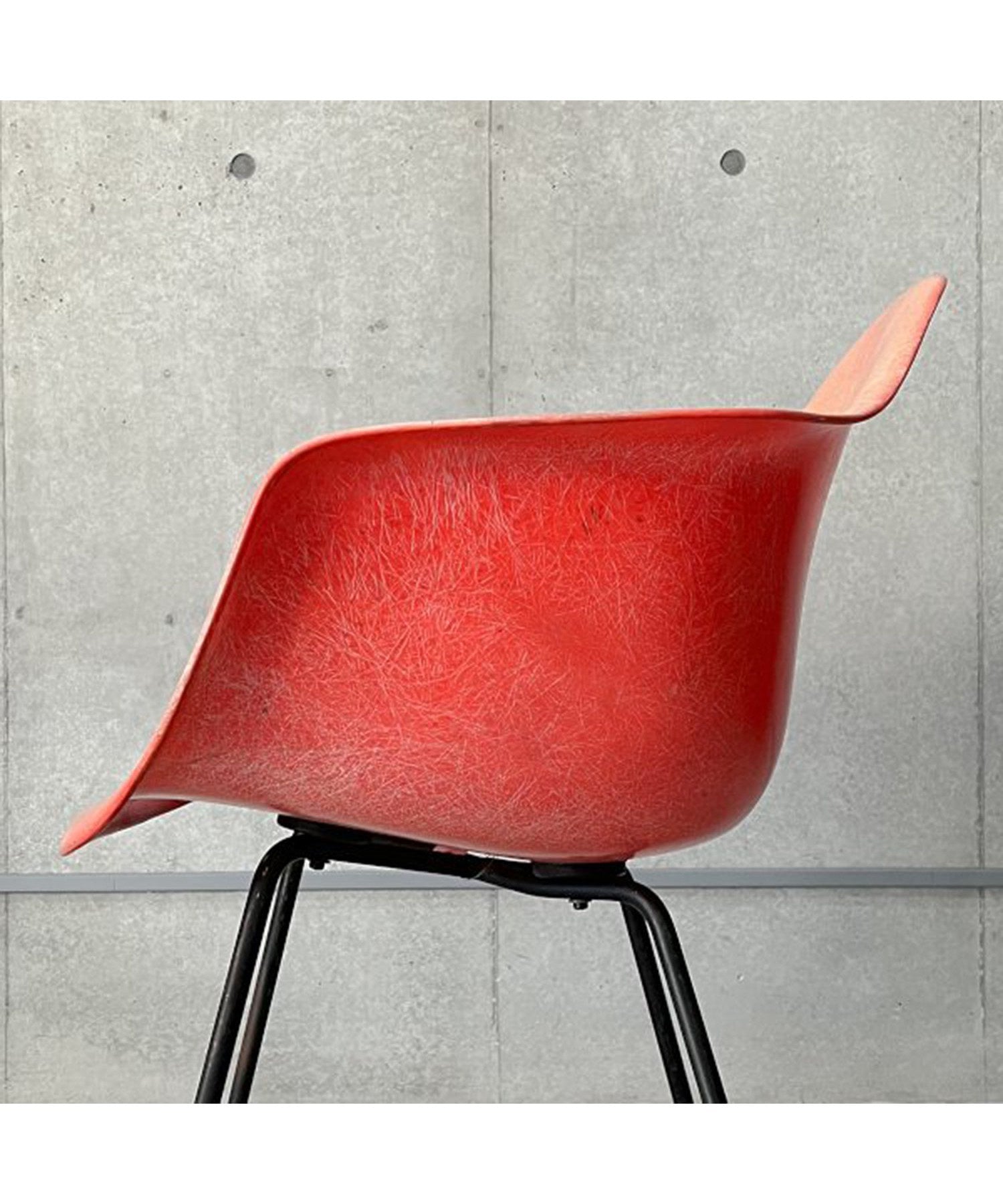 HermanMiller Arm Shell 1st Model / Red Orange