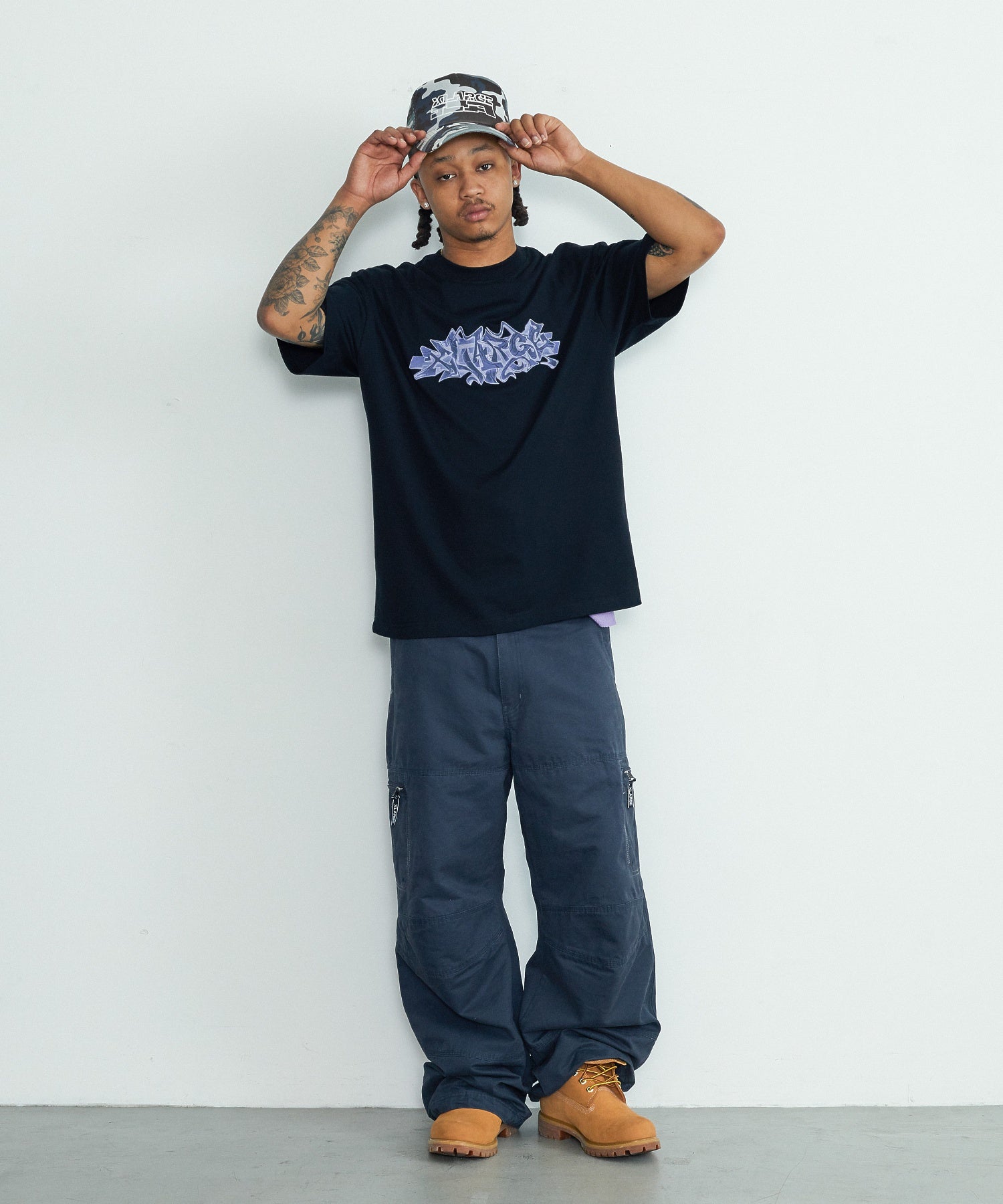 BLACK BOOK S/S TEE