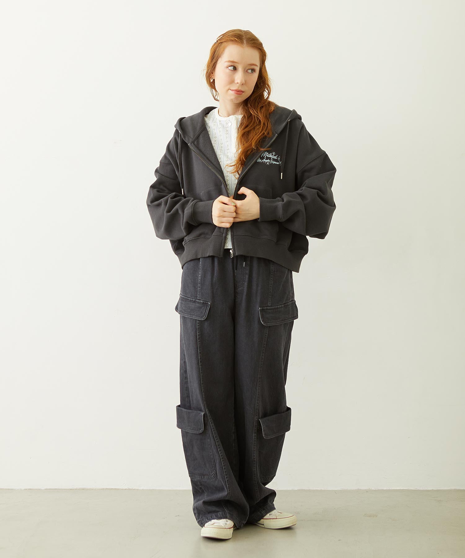 RHINESTONE LOGO SHORT ZIP UP HOODIE