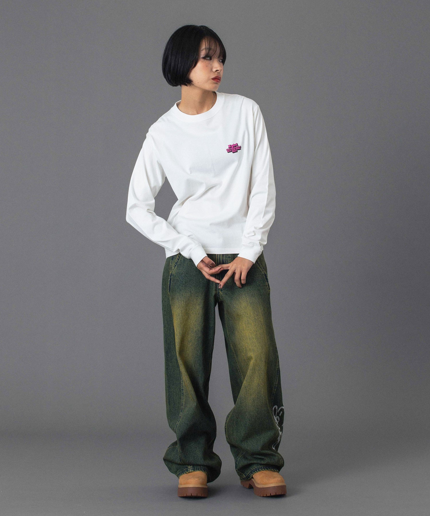 MESSAGE AND FACE CIRCLE LOGO L/S TEE