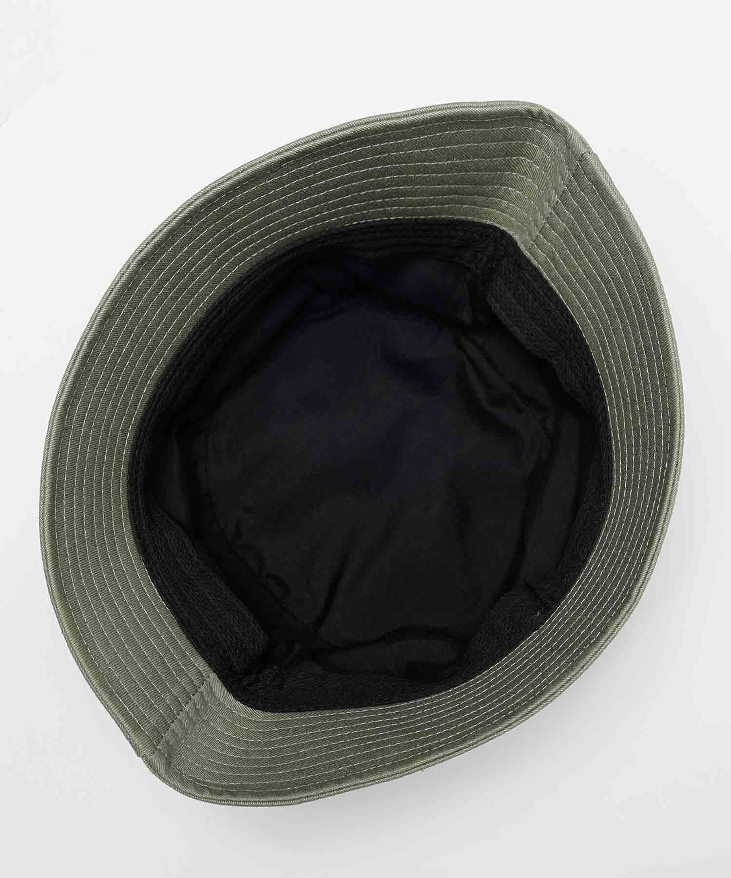 METAL PLATE BUCKET HAT X-girl