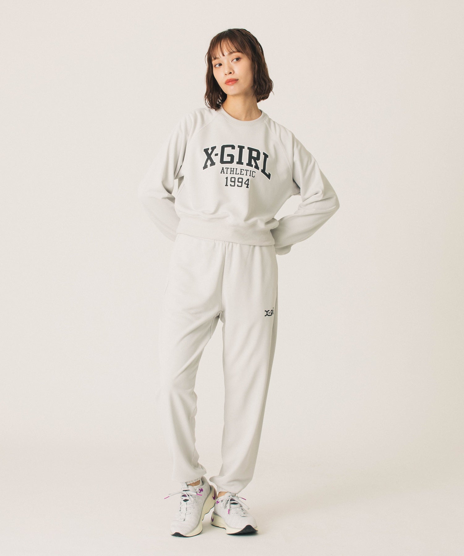SWEAT PANTS
