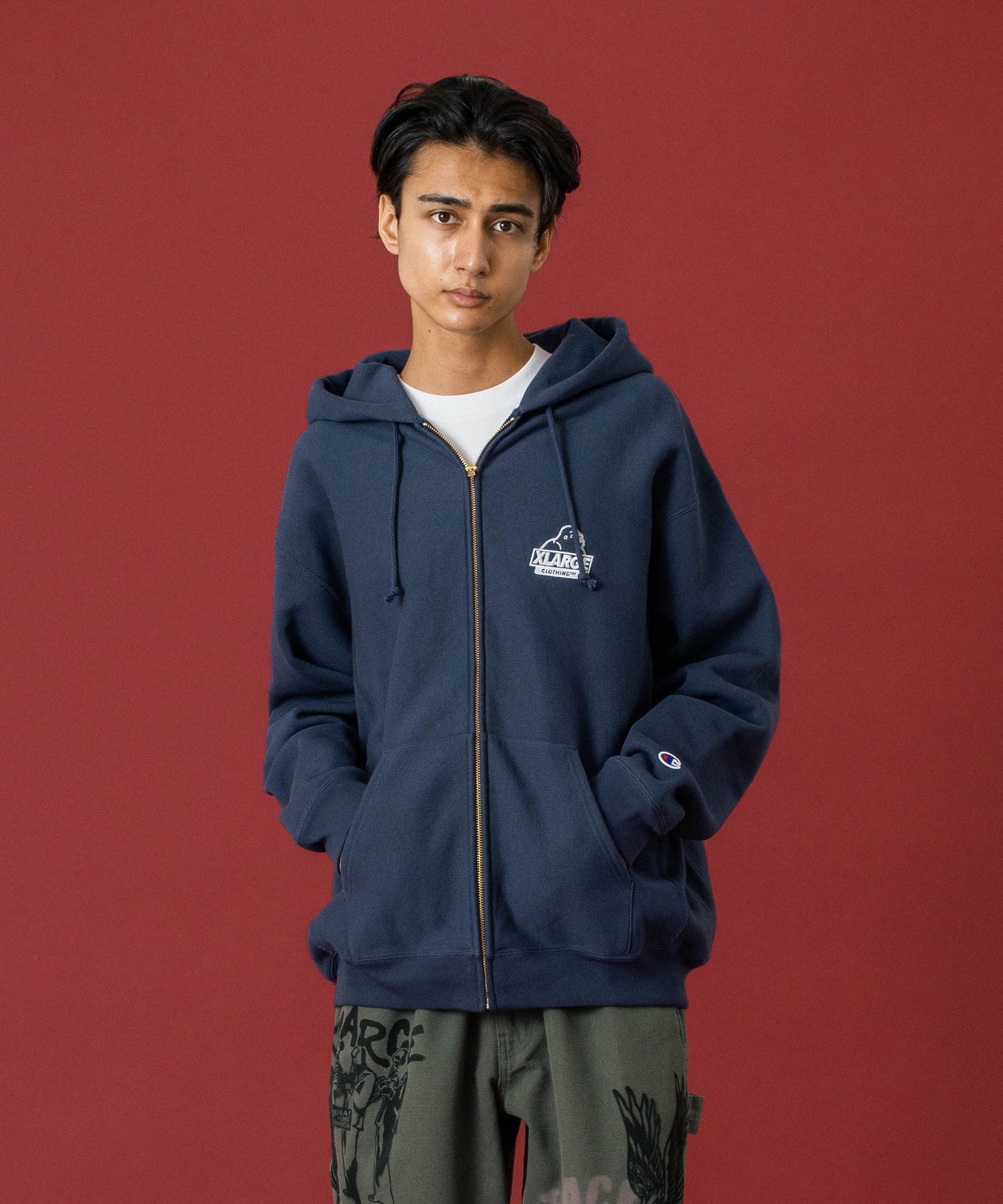 MODEL 身長183cm / 着用サイズ：Lサイズ