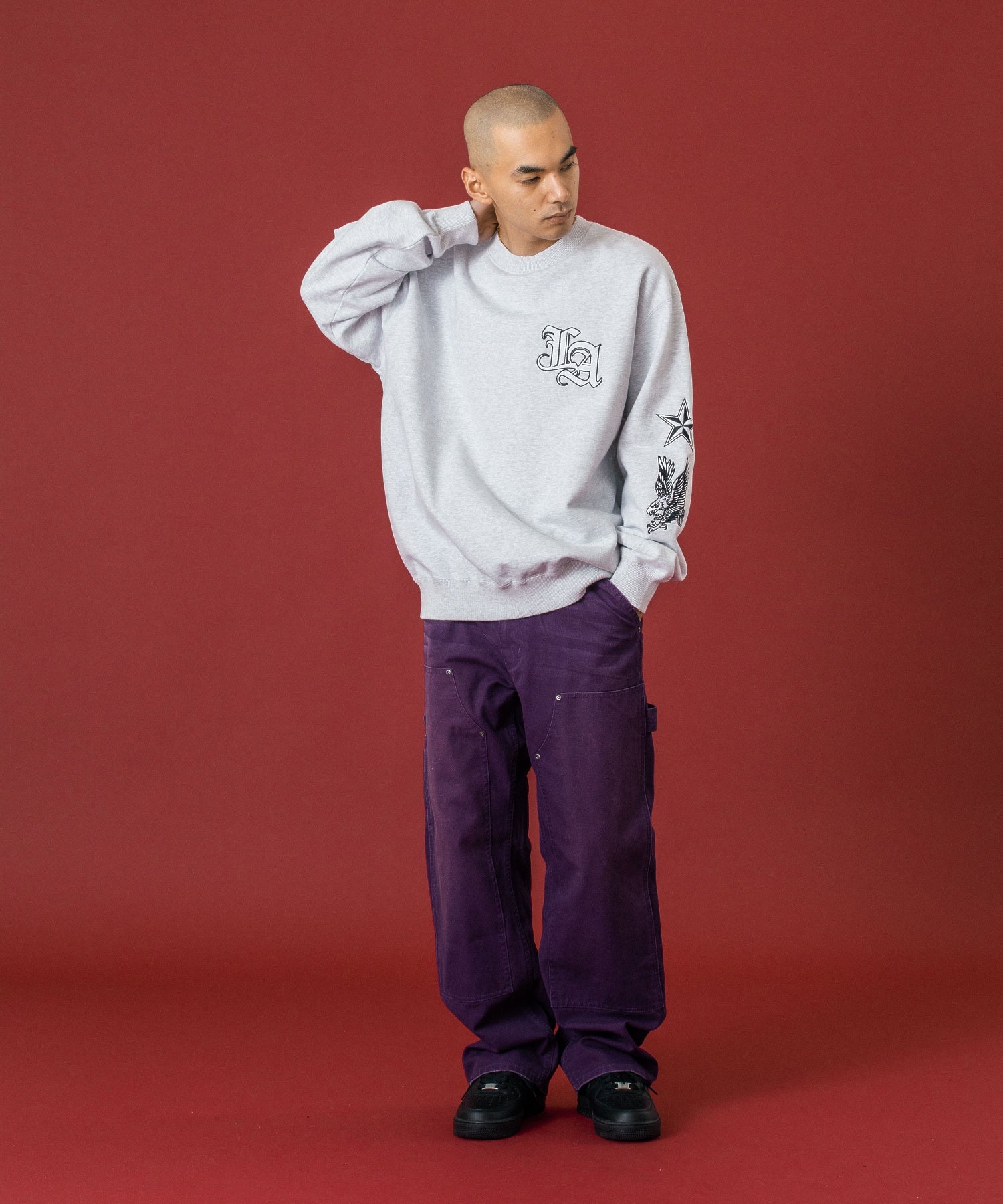VARSITY CREWNECK SWEATSHIRT