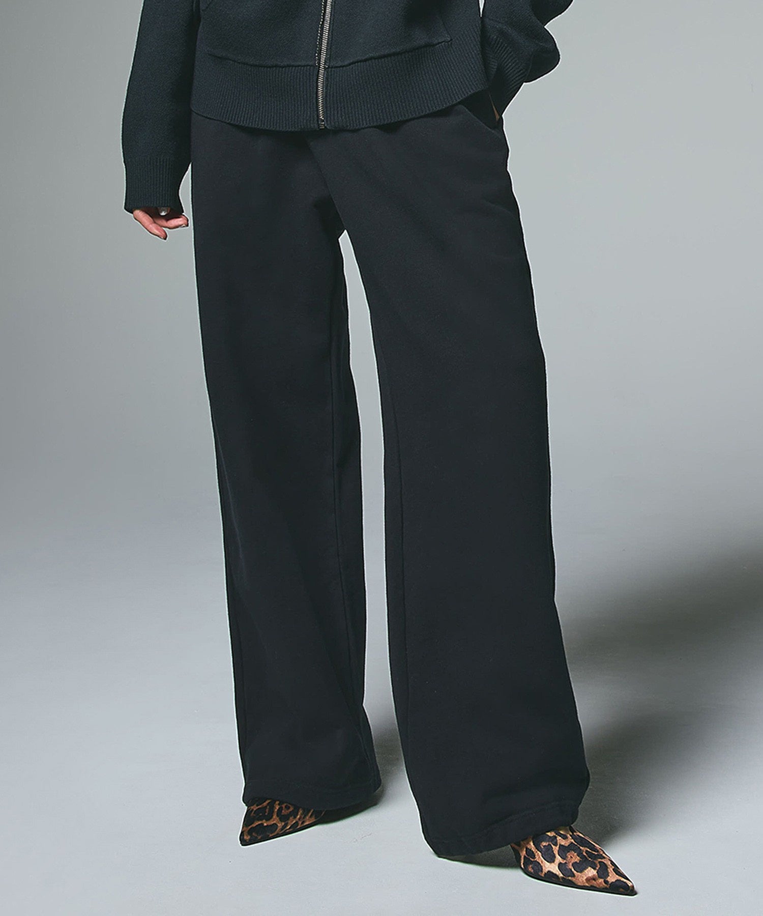 ONE POINT PENCIL SCRIPT LOGO SWEAT PANTS