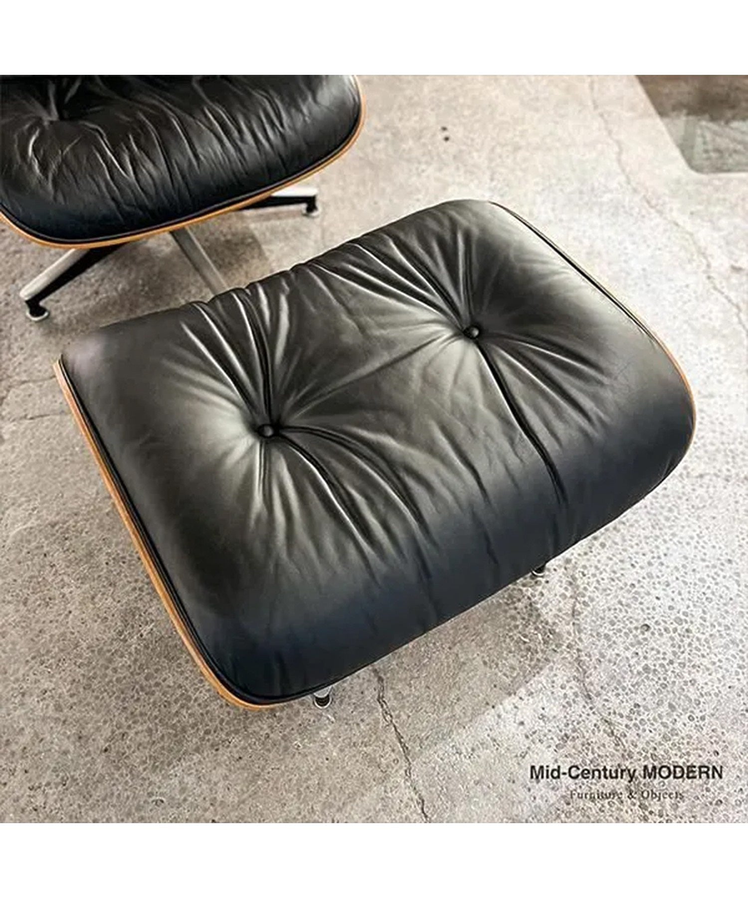 Eames Lounge Chair ＆ Ottoman / Cherry / Walnut