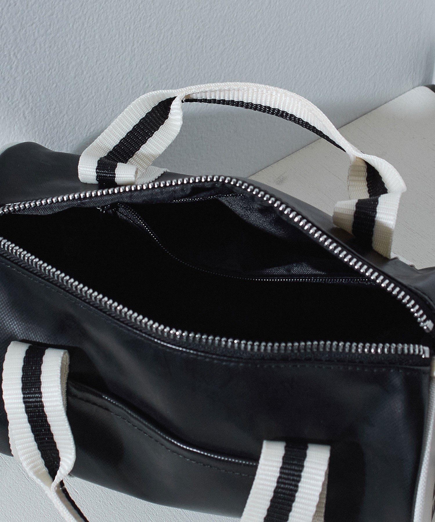 FRED PERRY/CLASSIC MINI BARREL BAG