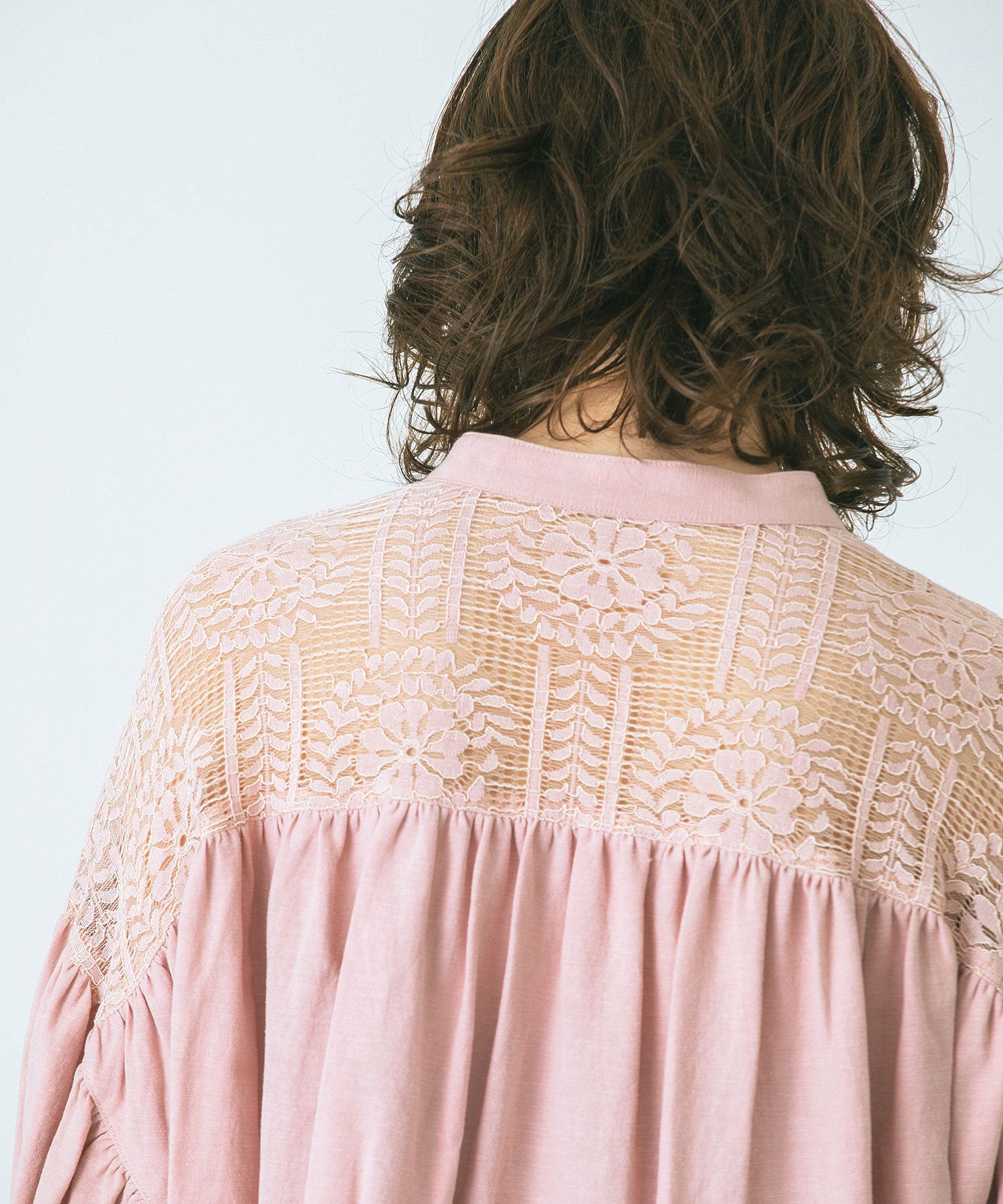 GENE HEAVENS/LACE YORK RUFFLE SHIRT