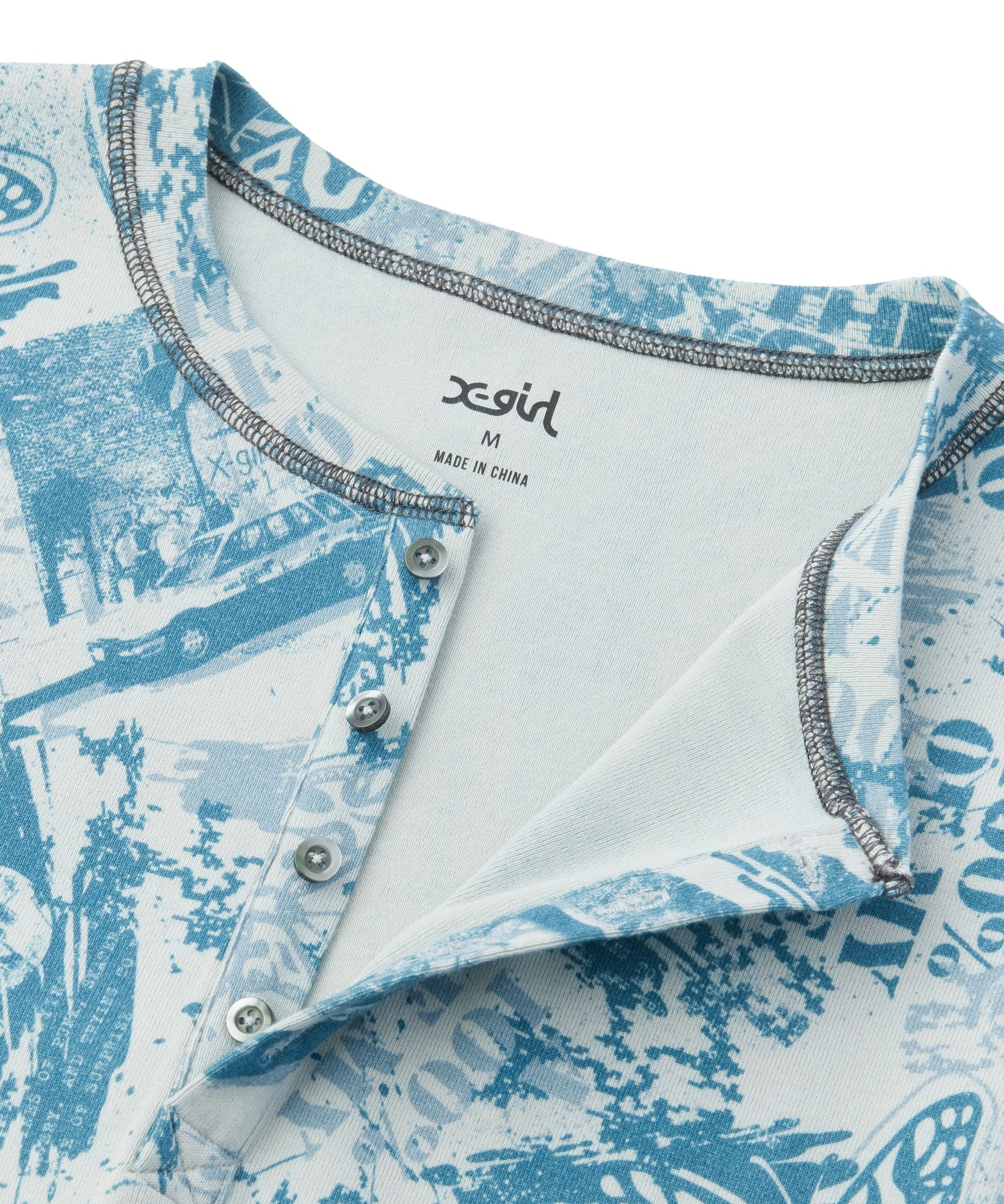 BRUSHED COLLAGE GRAPHIC HENLEY NECK L/S COMPACT TOP
