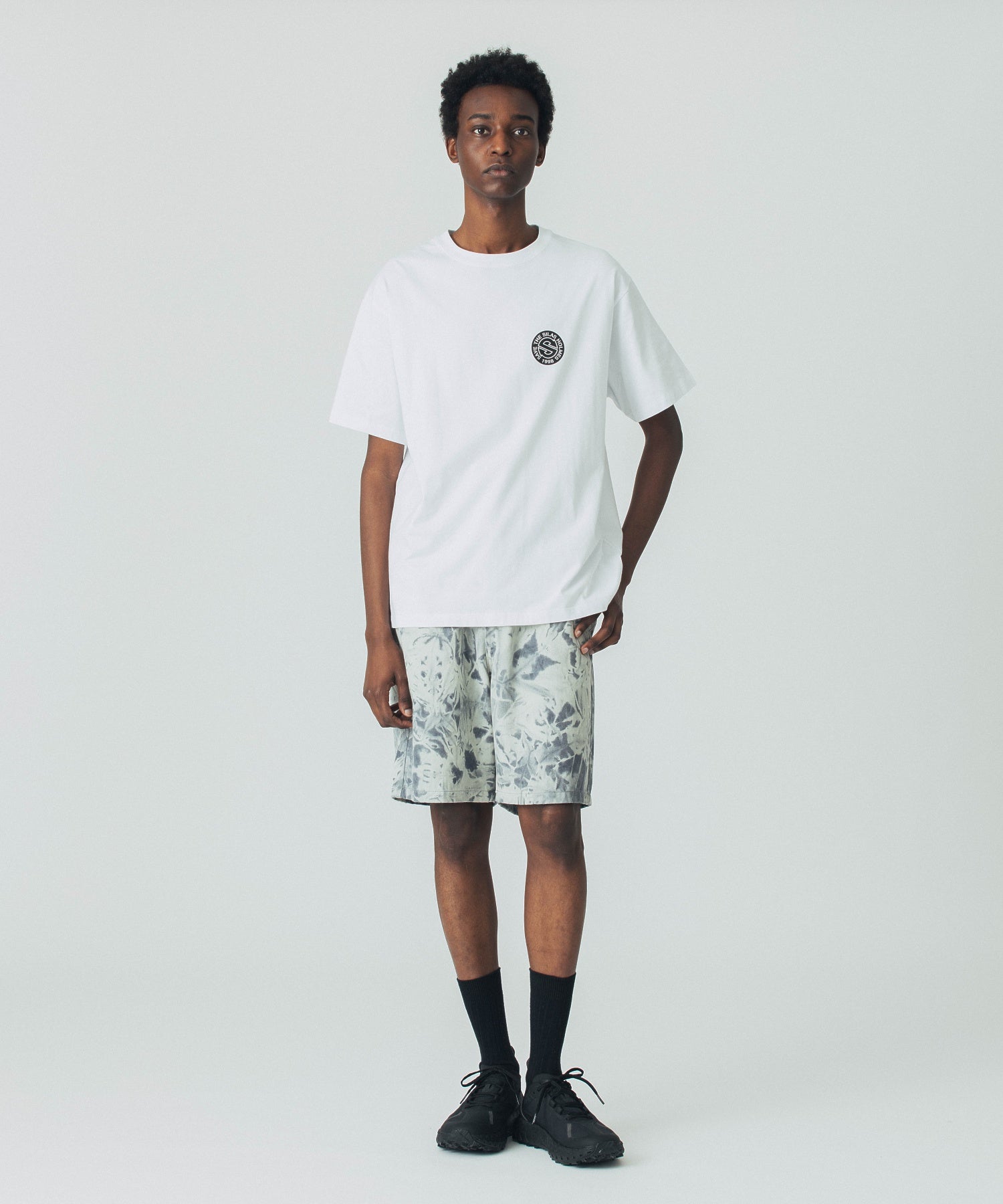 UNEVEN DYED SHORTS