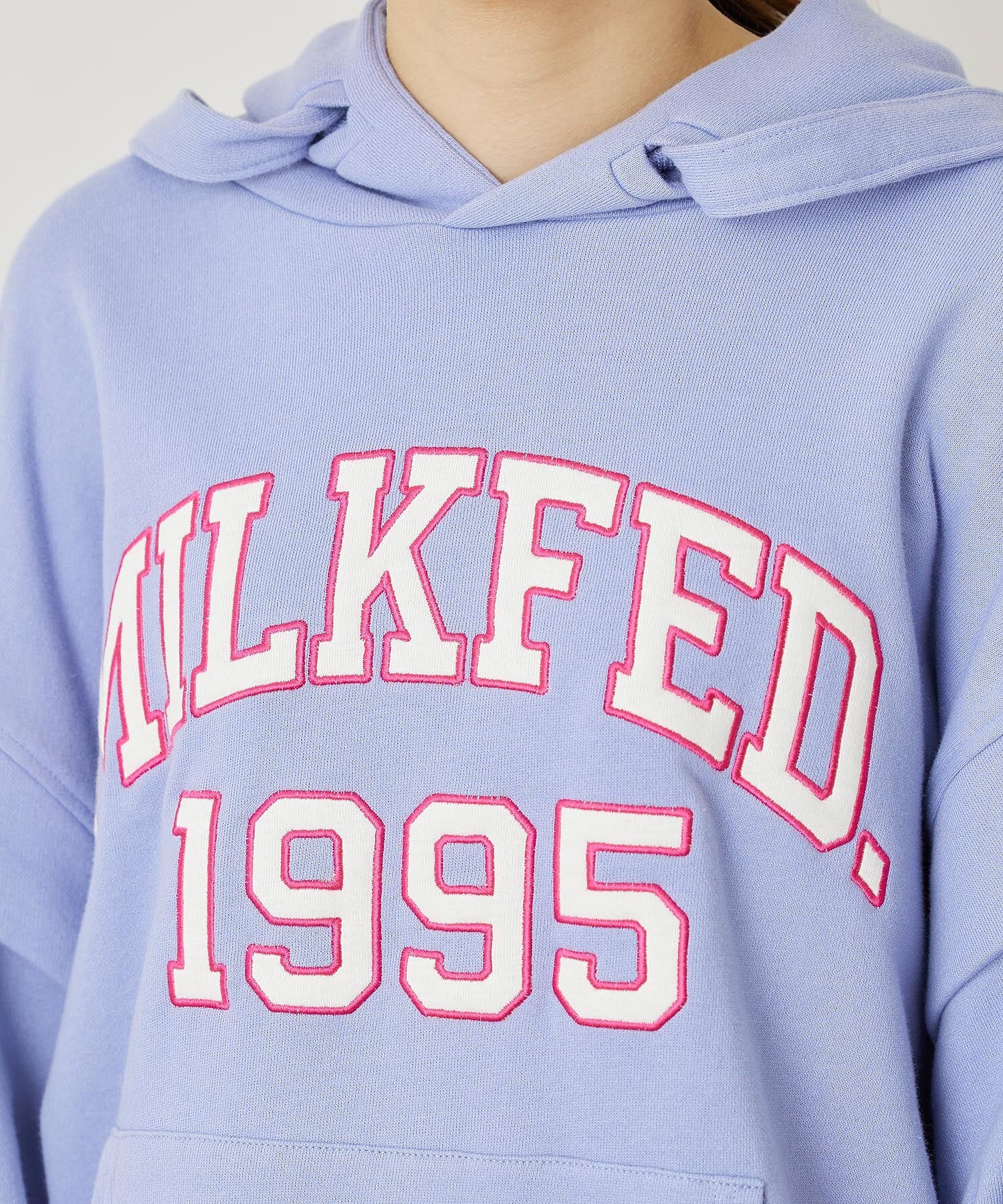 LAYERED SLEEVE  PATCH LOGO SWEAT HOODIE MILKFED.