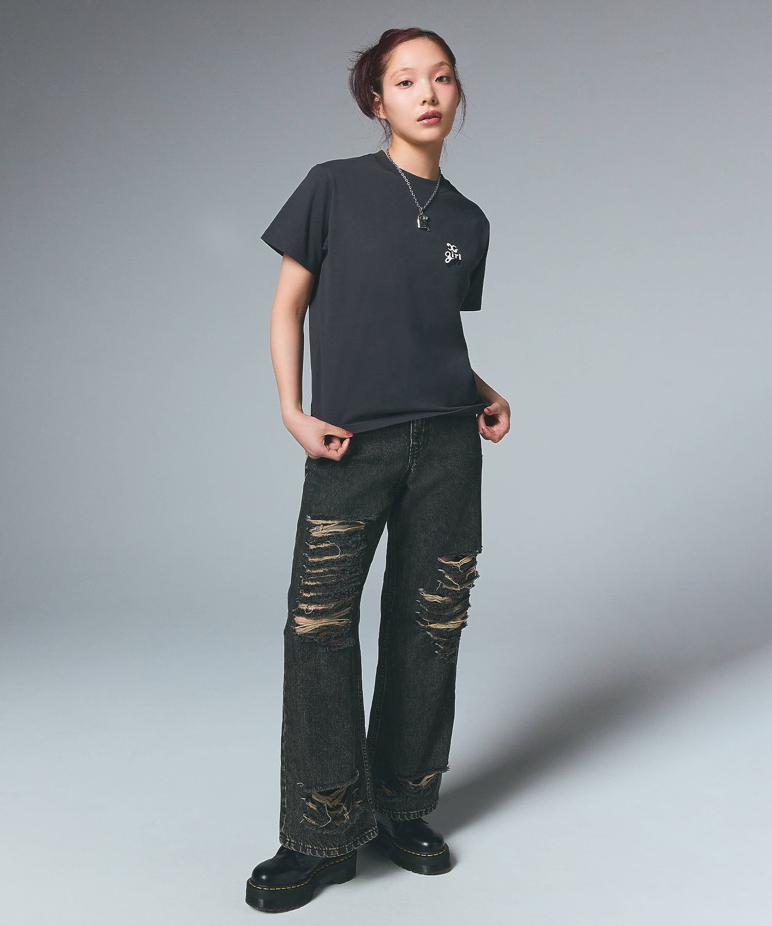 DISTRESSED LOOSE STRAIGHT DENIM PANTS