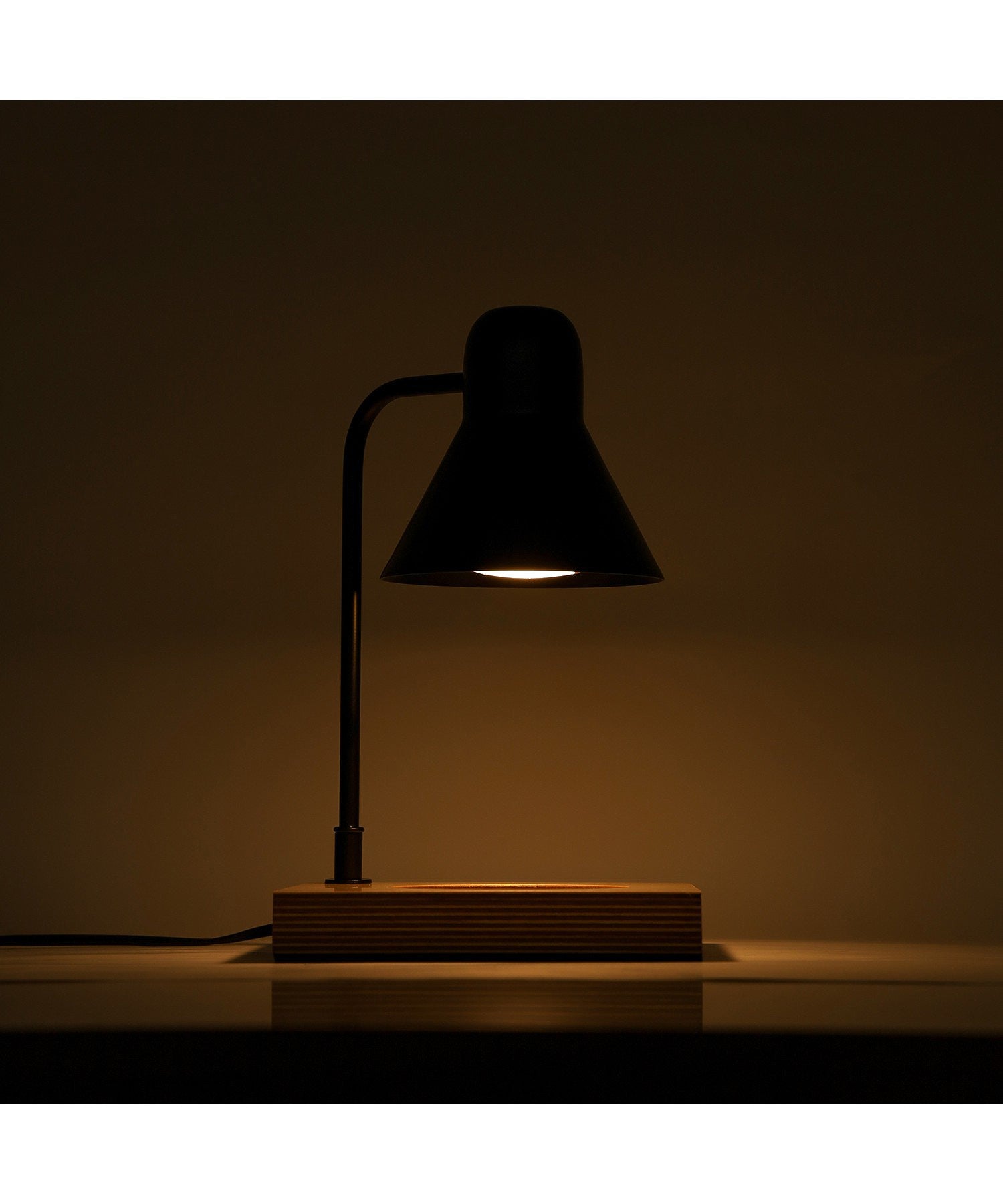 DTL Memory Lane Classic Candle Warmer