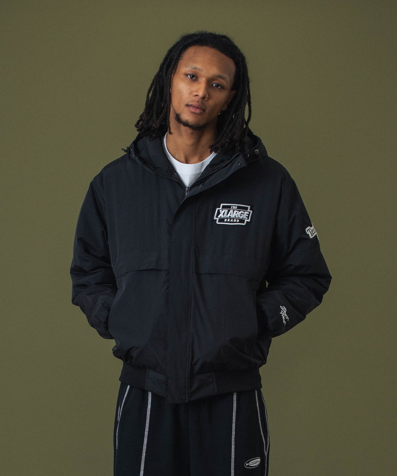 MODEL 身長185cm / 着用サイズ：Lサイズ