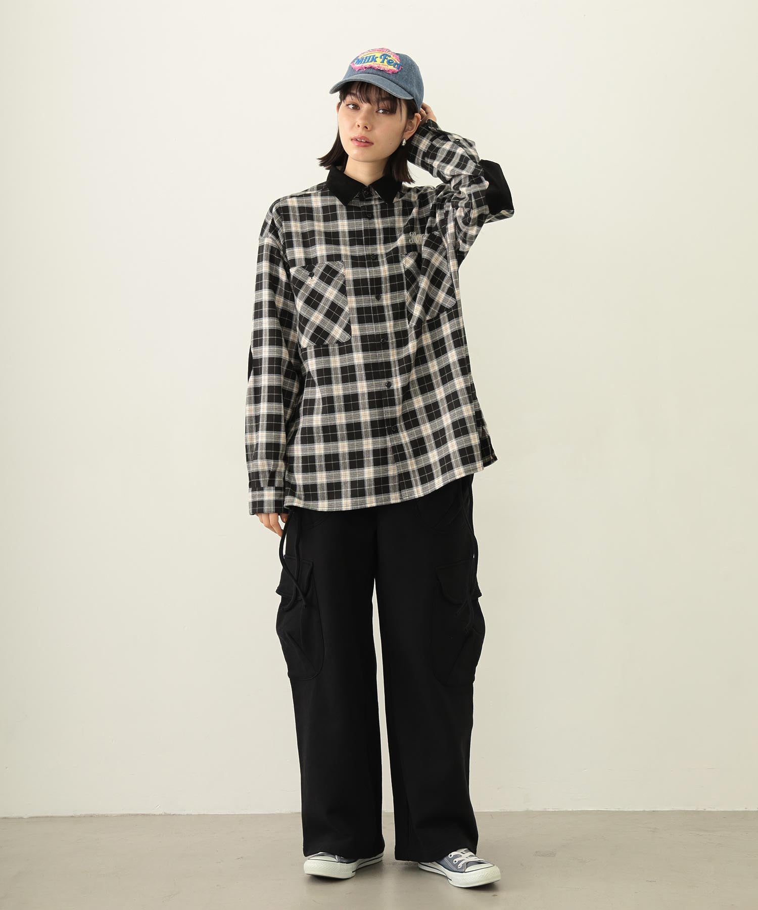 GATHERED POCKET SWEAT CARGO PANTS