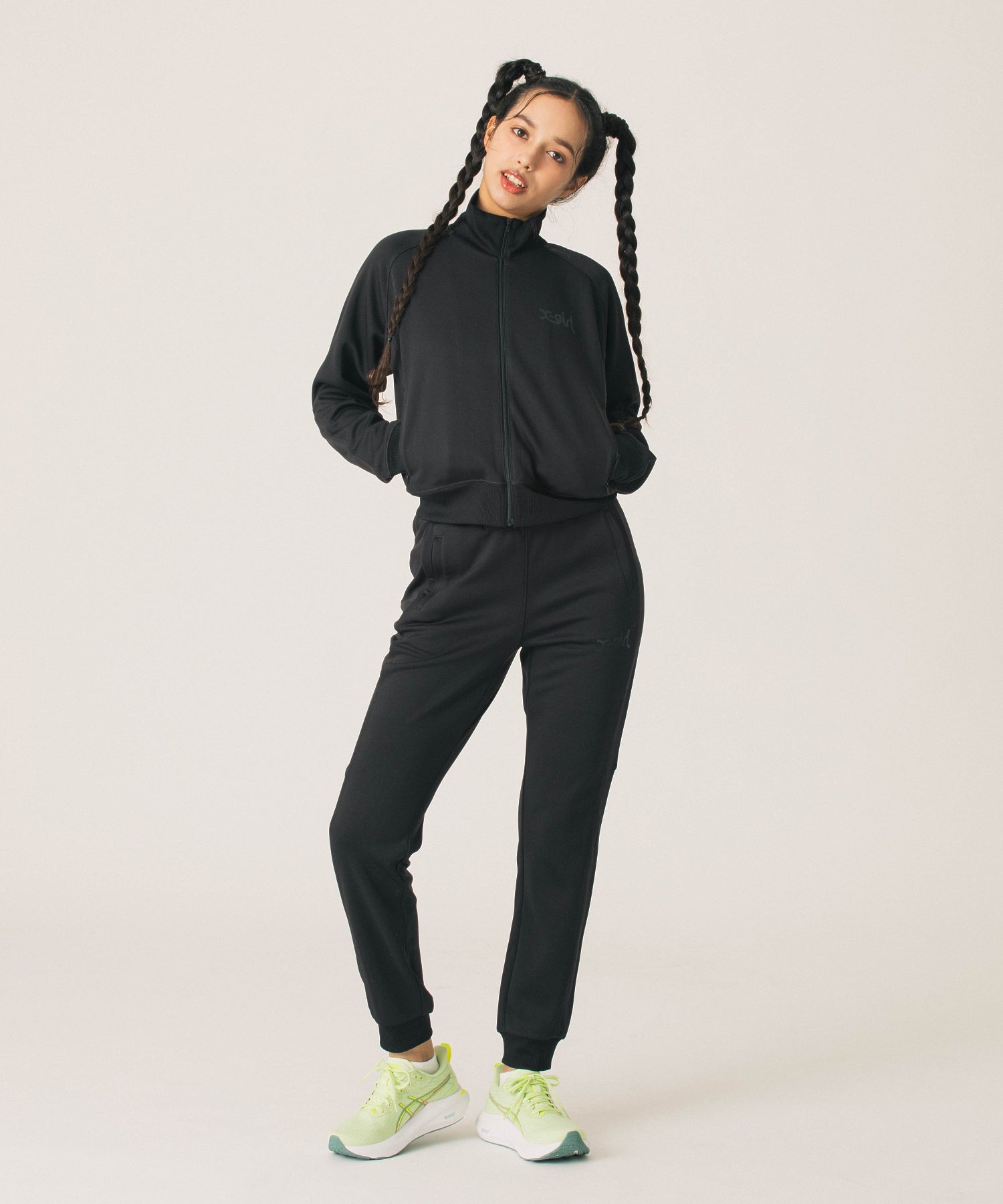 TRACK PANTS