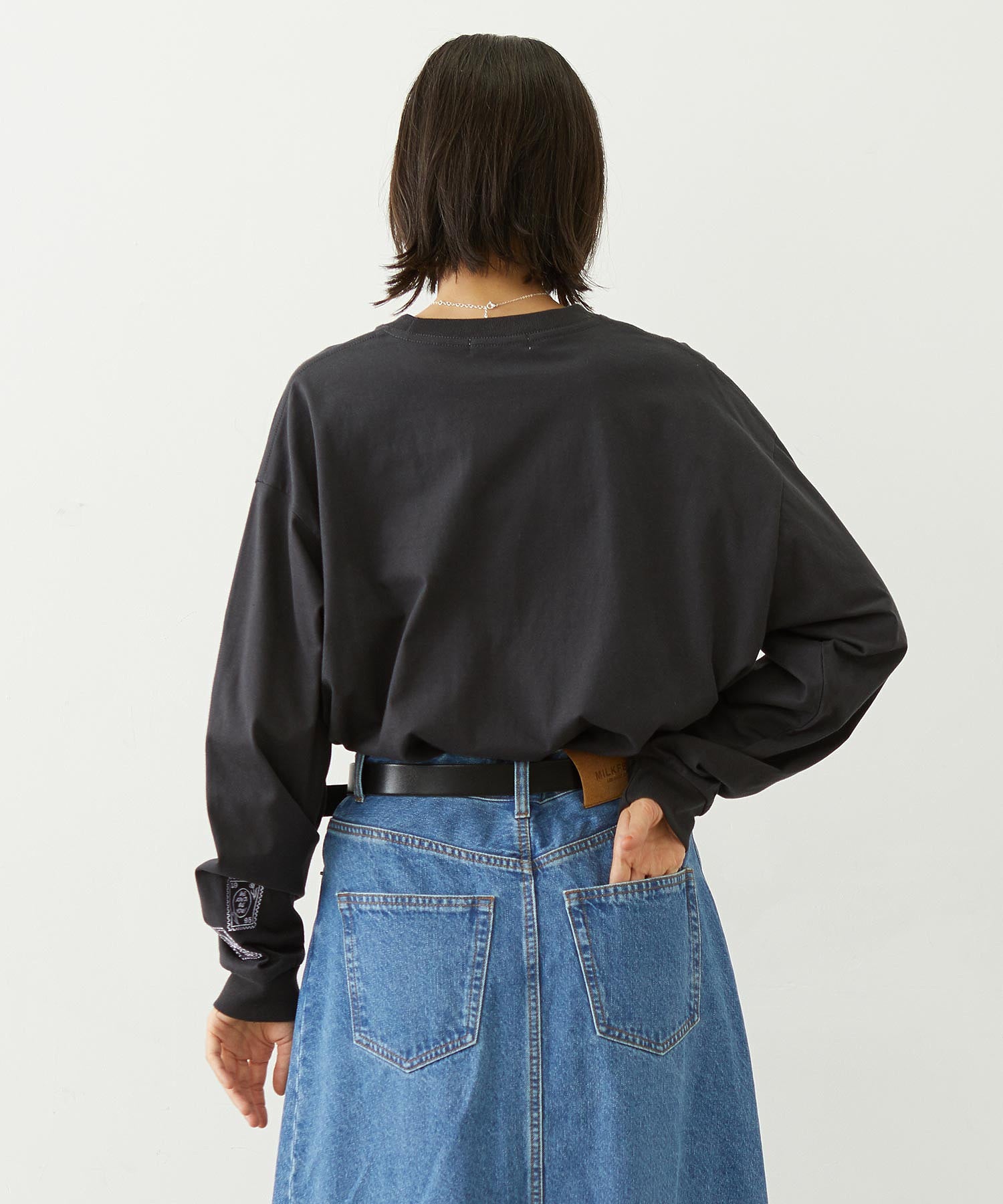 LETTER GRAPHIC L/S TEE