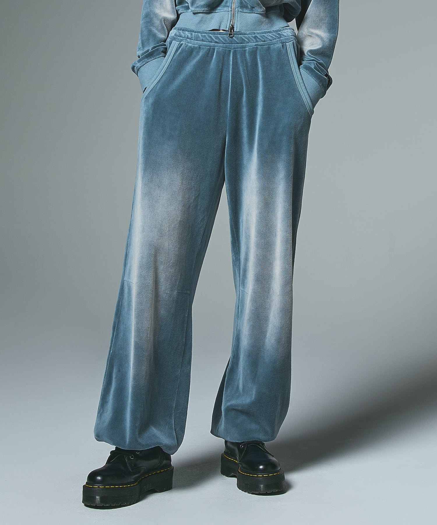 FADED VELOUR LOOSE FIT PANTS