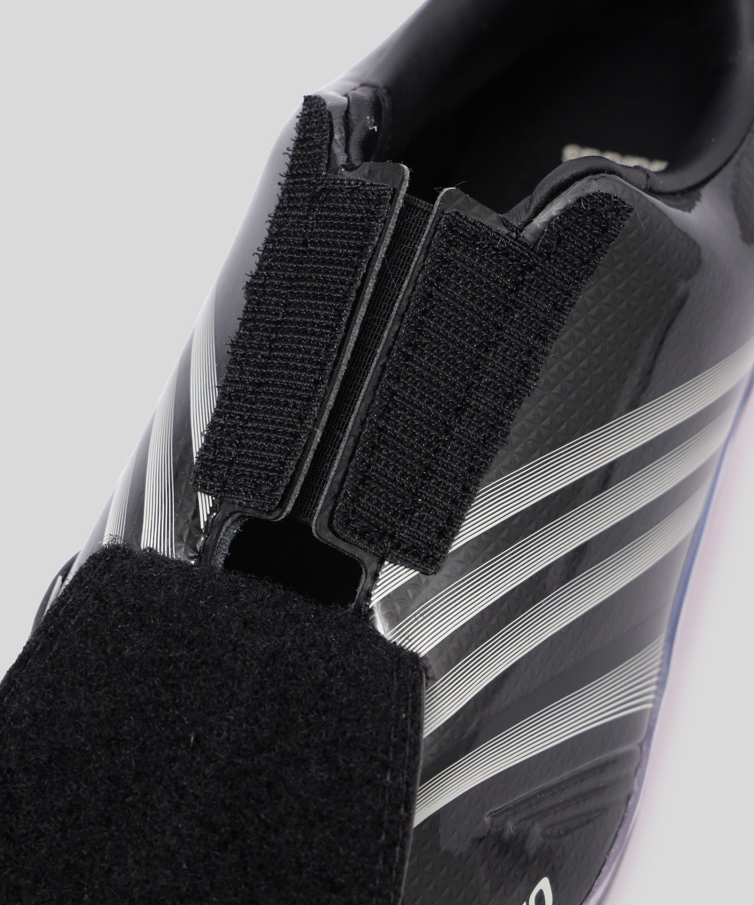 adidas/アディダス/W F50 ADIFRAME KK0908