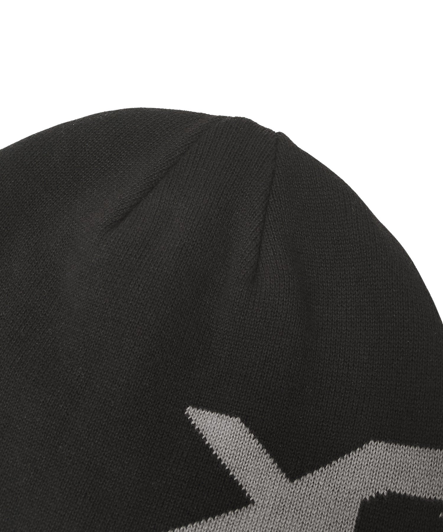REVERSIBLE JACQUARD BEANIE
