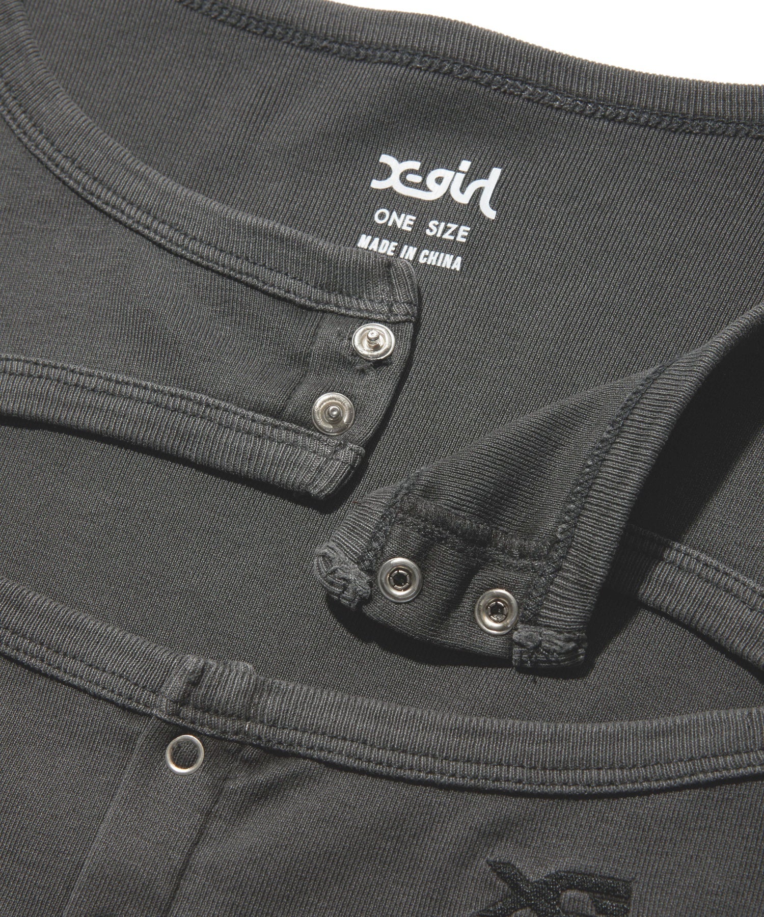 FRONT SLIT BUTTON L/S TOP