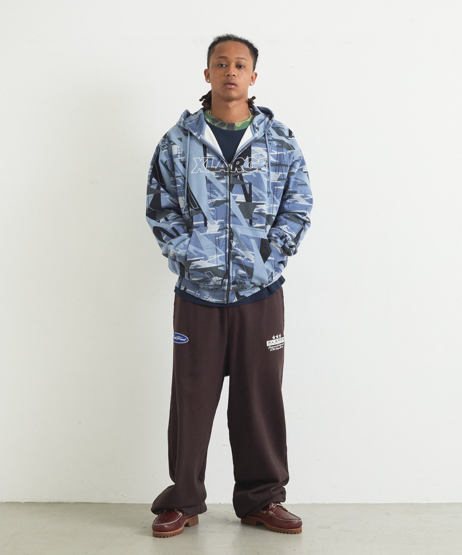 ALLOVER PRINT ZIP HOODED SWEATSHIRT