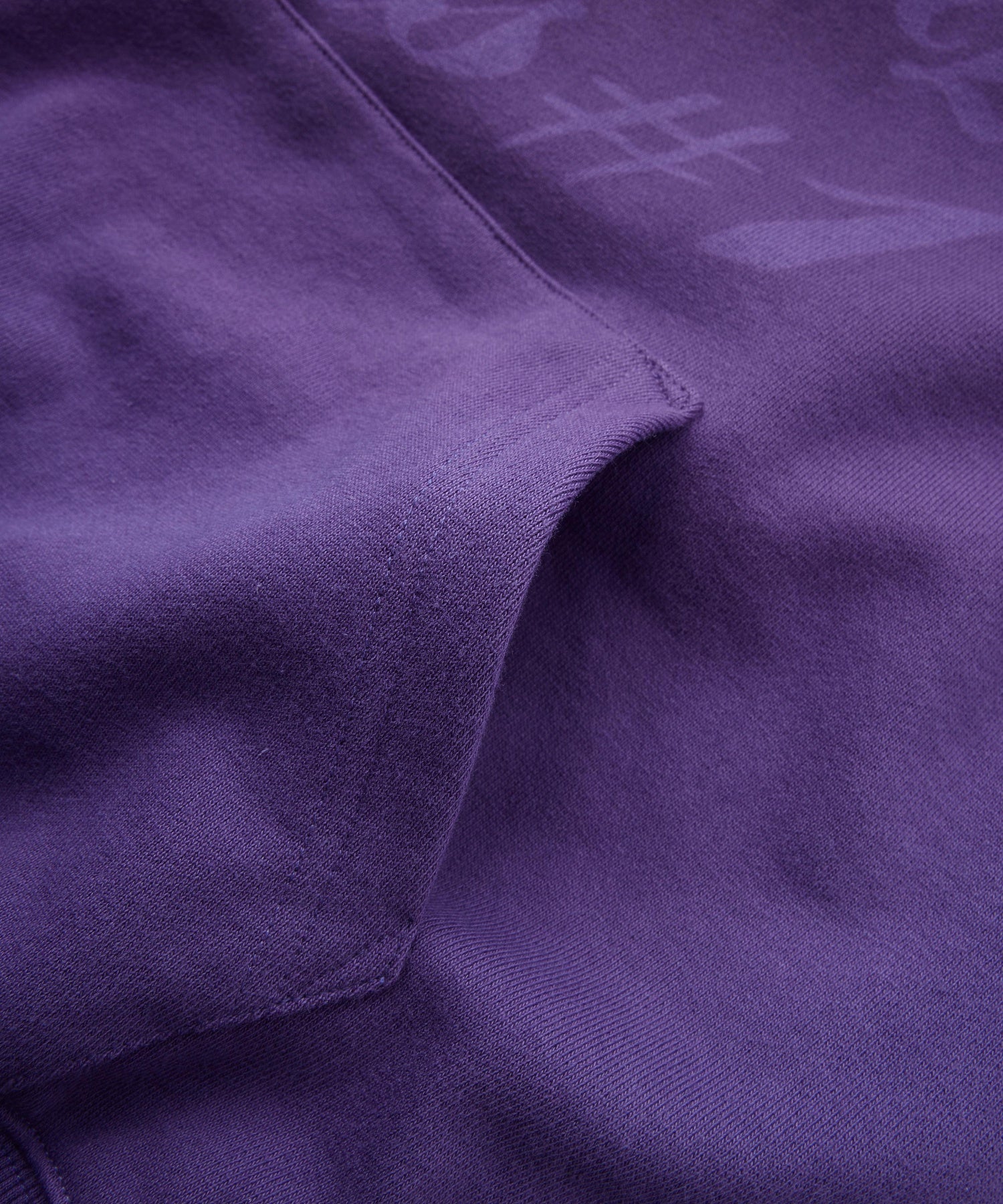 SPRAY LOGO SWEAT HOODIE