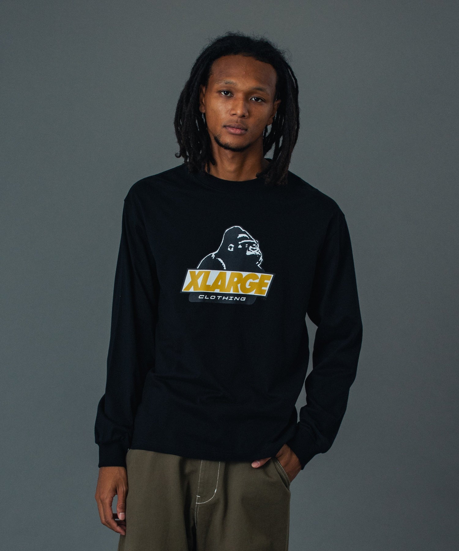 MODEL 身長185cm / 着用サイズ：Lサイズ