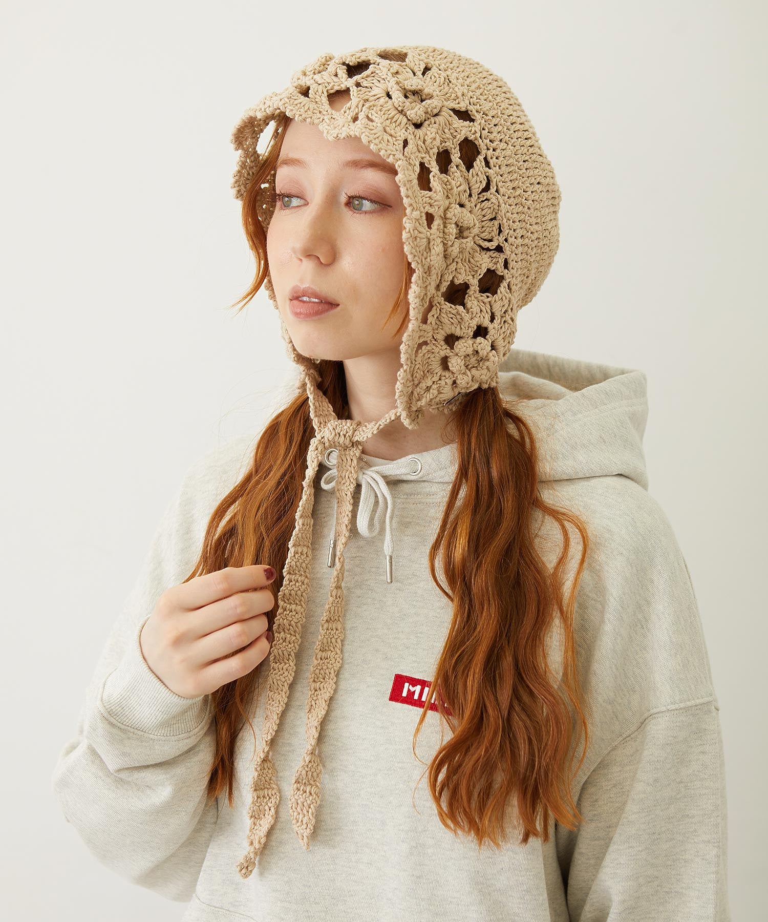 FLOWER KNIT BONNET