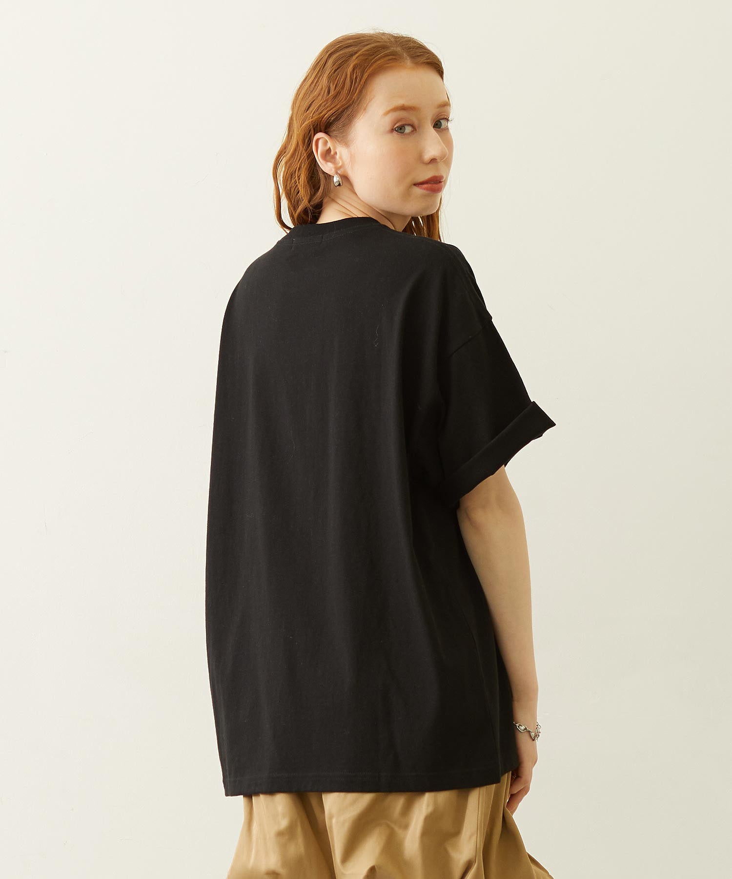 APPLE EMBROIDERY S/S TEE