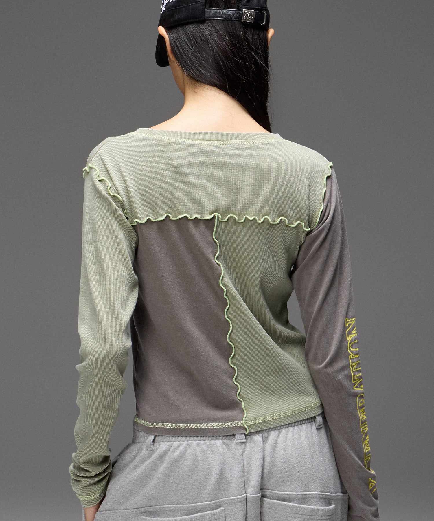 FADED REMAKE STYLE L/S COMPACT TOP