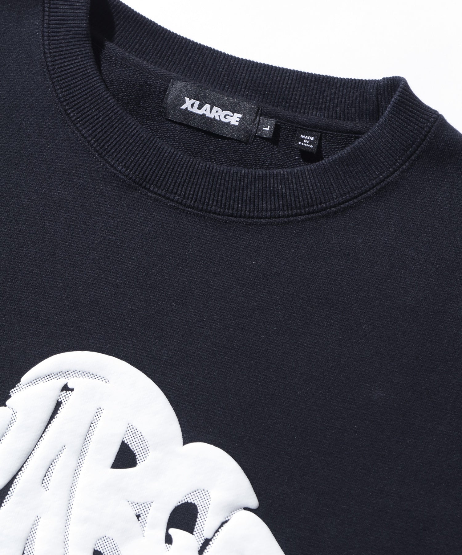 SHADE CREWNECK SWEATSHIRT