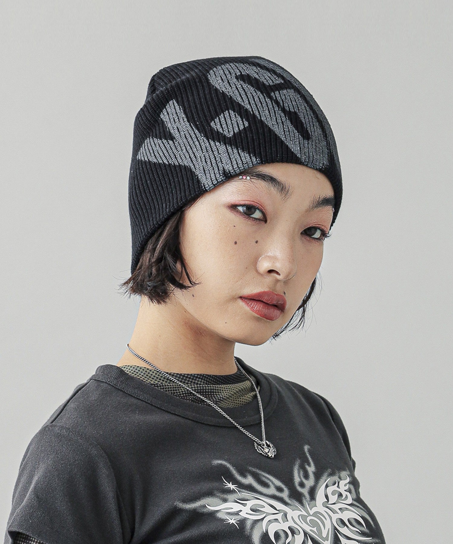 FUZZY LOGO KNIT CAP