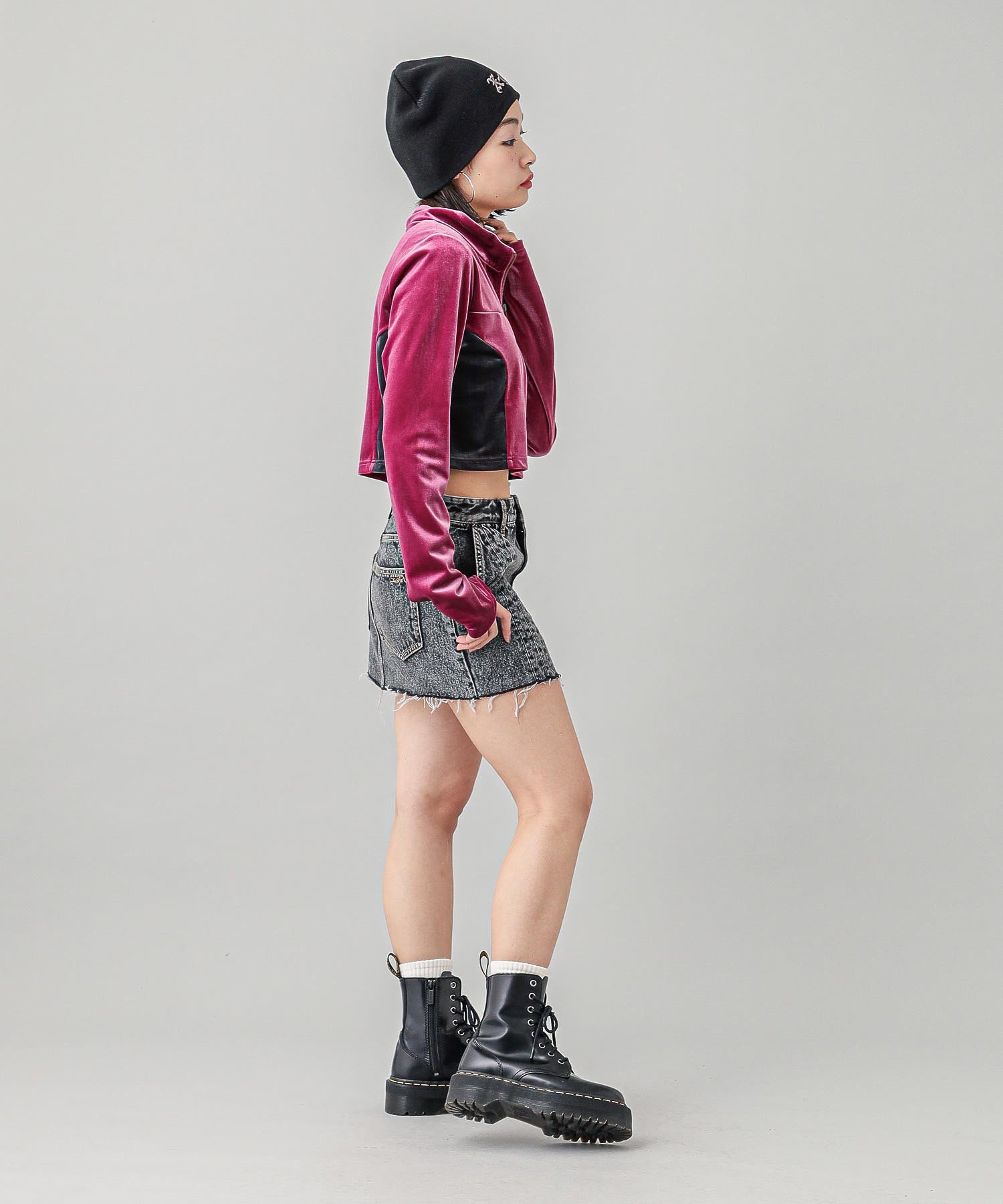 VELOUR HALF ZIP TOP