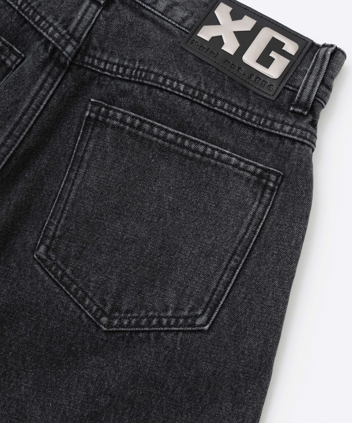 FLAP POCKET SHORTS