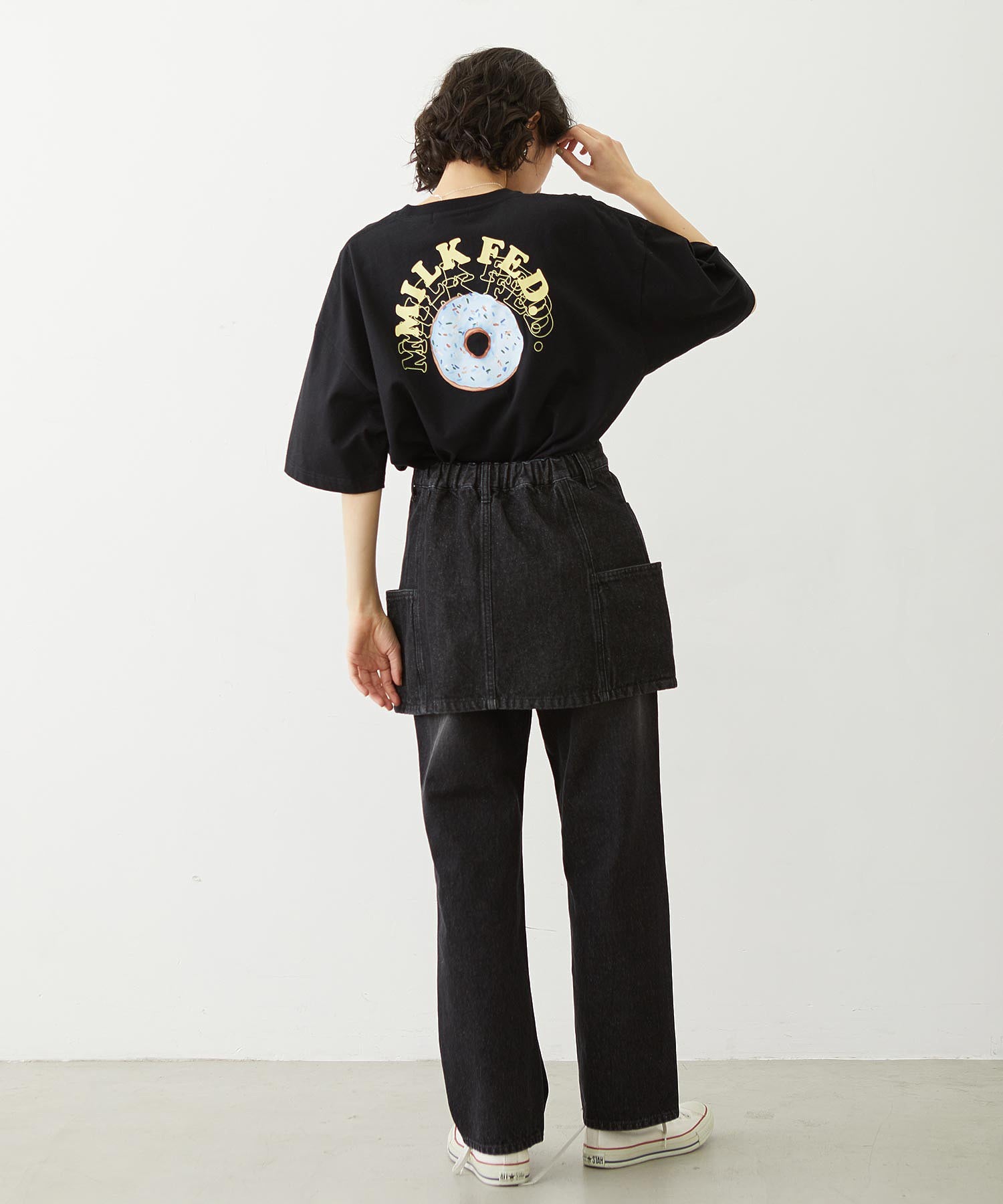 STRAIGHT DENIM PANTS