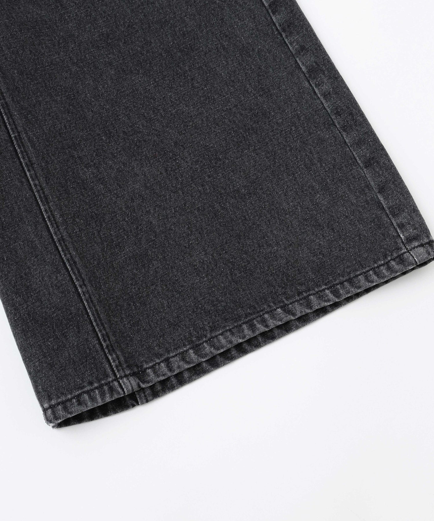 FLAP POCKET SHORTS