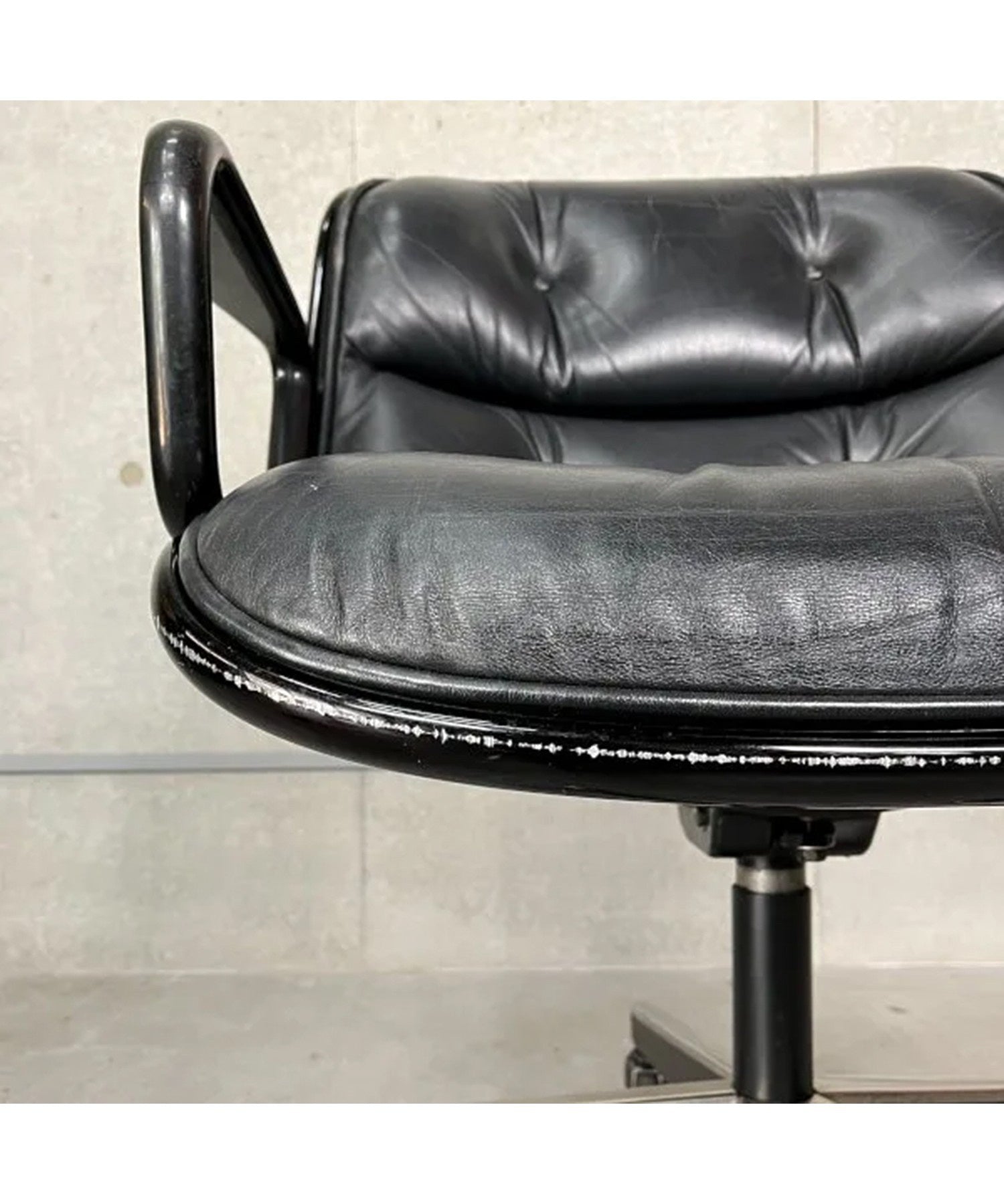 Pollock Executive Chair / Vintage