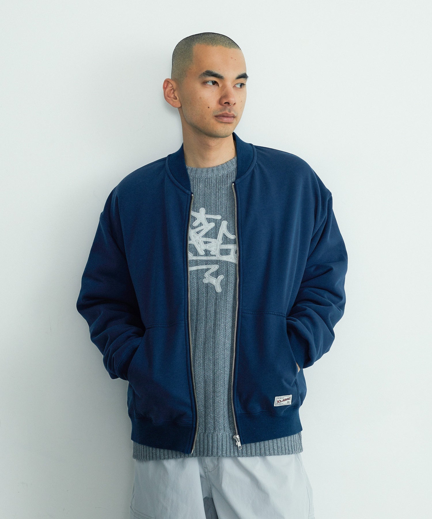 MODEL身長：172cm / 着用サイズ：Lサイズ