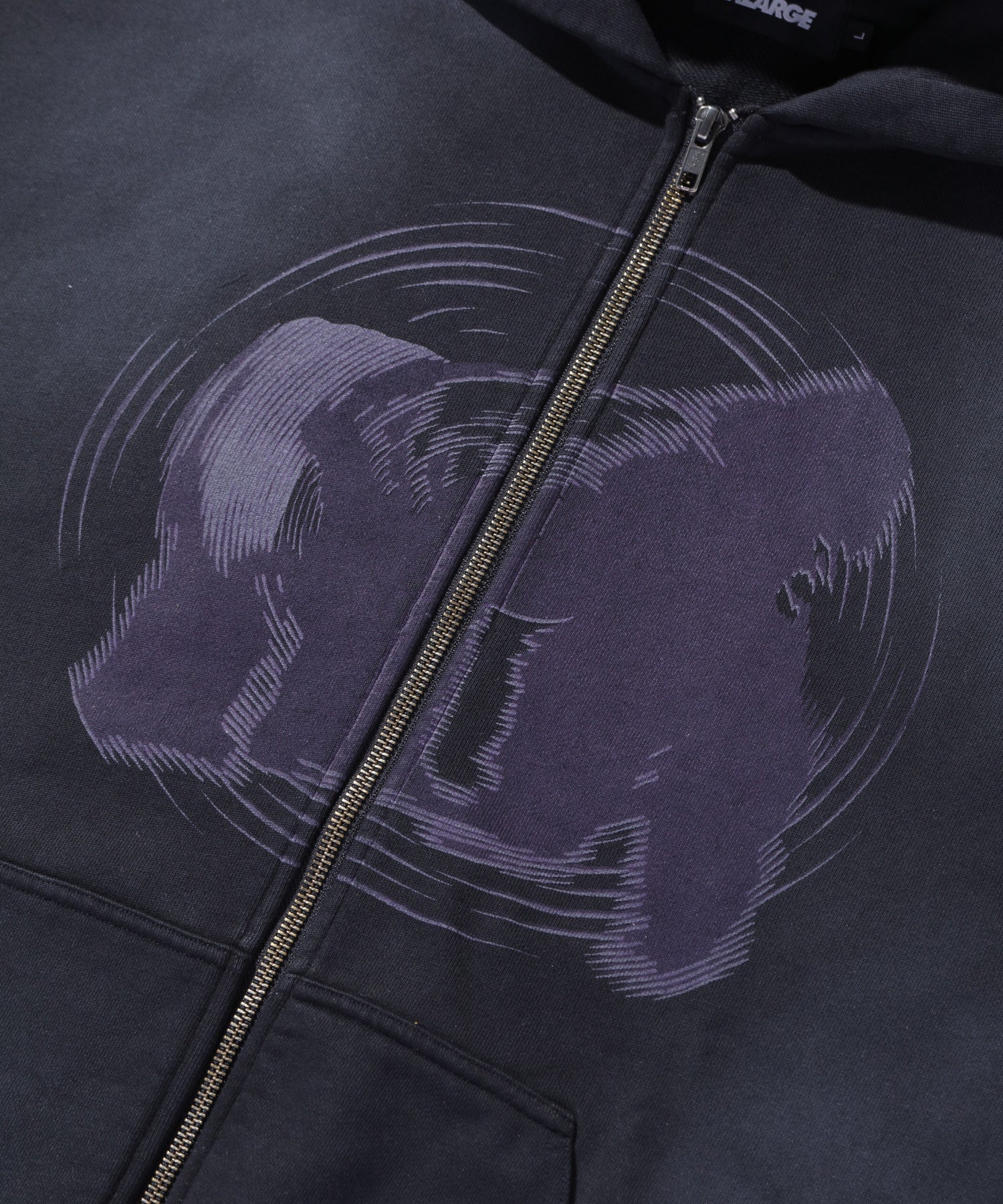 SPRAY PROCESSED ZIP HOODED SWEATSHIRT