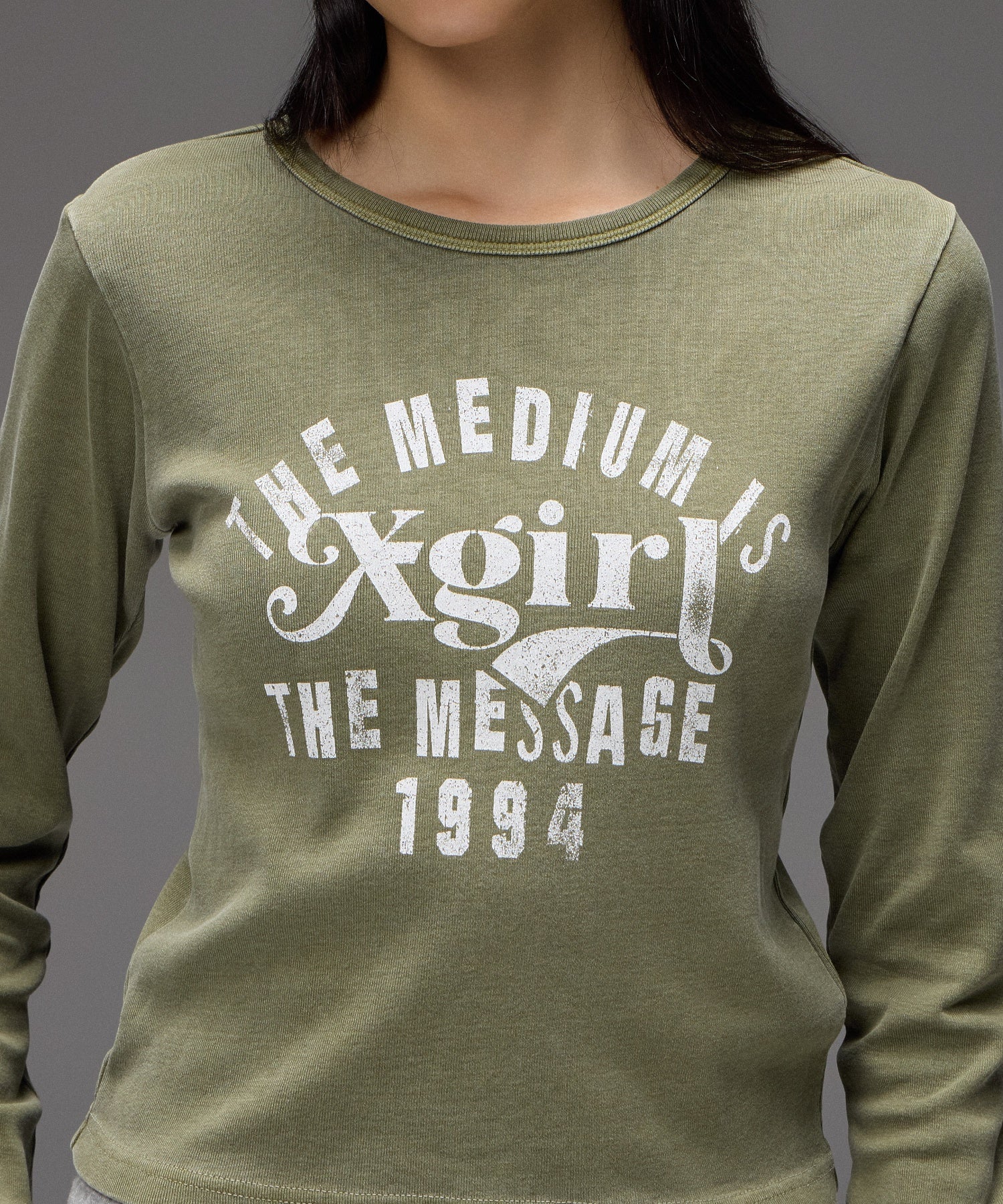 MIXED FONT FADED L/S COMPACT TOP
